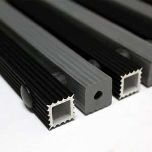 Tapete alumnio tubular quadrado estriado 15x15x1.5mm Alumnio:   Cor Preto PREO M2 