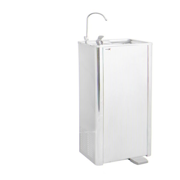 Fonte de �gua com pedal e bica manual.