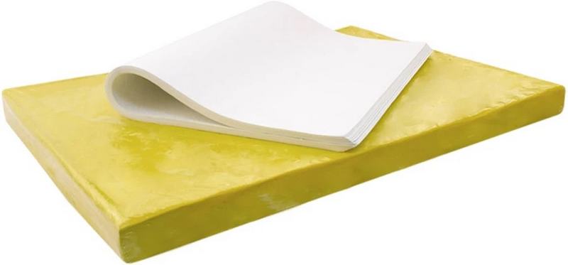 Toalha de mesa em papel 65 X 65 Ma�o 200 folhas Joker