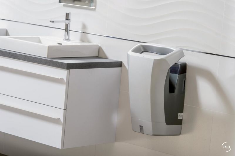 Secador de m�os Stell Air autom�tico em cor branco. Secagem ultrarr�pida.